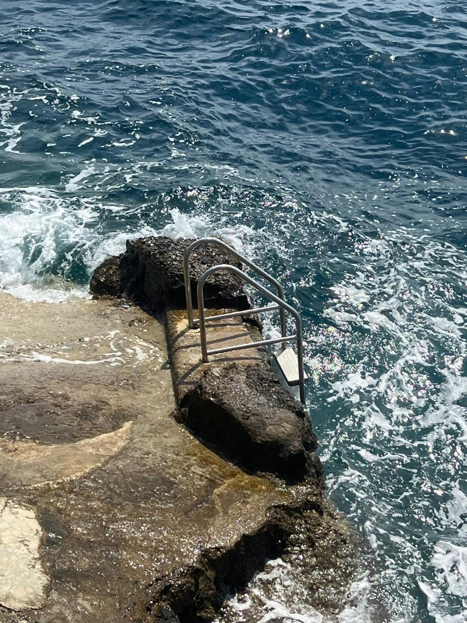 Appartamento Di Raphael Con Discesa Privata Al Mare Amalfi Exterior photo